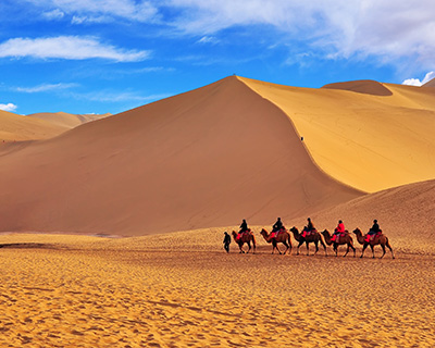 敦煌包车哪里找靠谱？中文司机兼导游服务全攻略，避坑省心一篇就够！